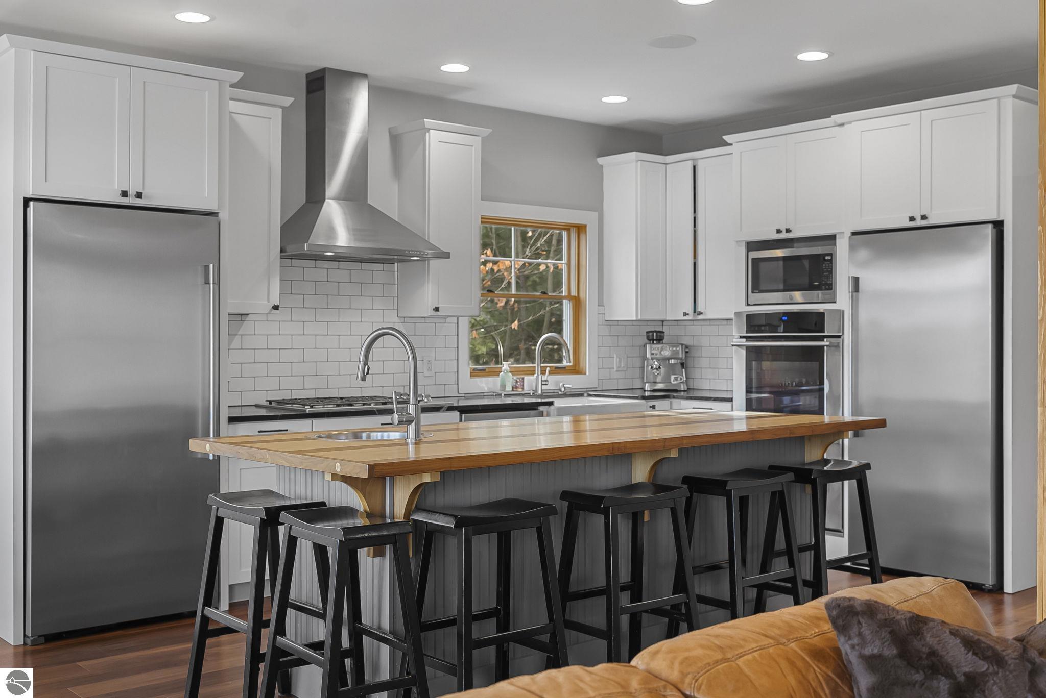 Traverse City, Michigan, 49685, United States, 9 Bedrooms Bedrooms, ,5 BathroomsBathrooms,Residential,For Sale,1995460