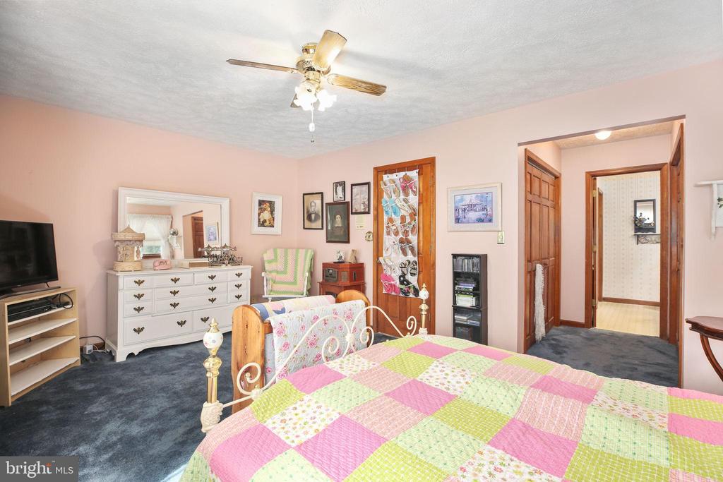 Fredericksburg, Virginia, 22407, United States, 3 Bedrooms Bedrooms, ,3 BathroomsBathrooms,Residential,For Sale,1930345