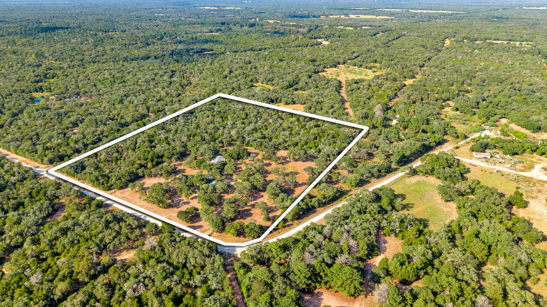 Private Road 1051 , Hallettsville, TX 77964