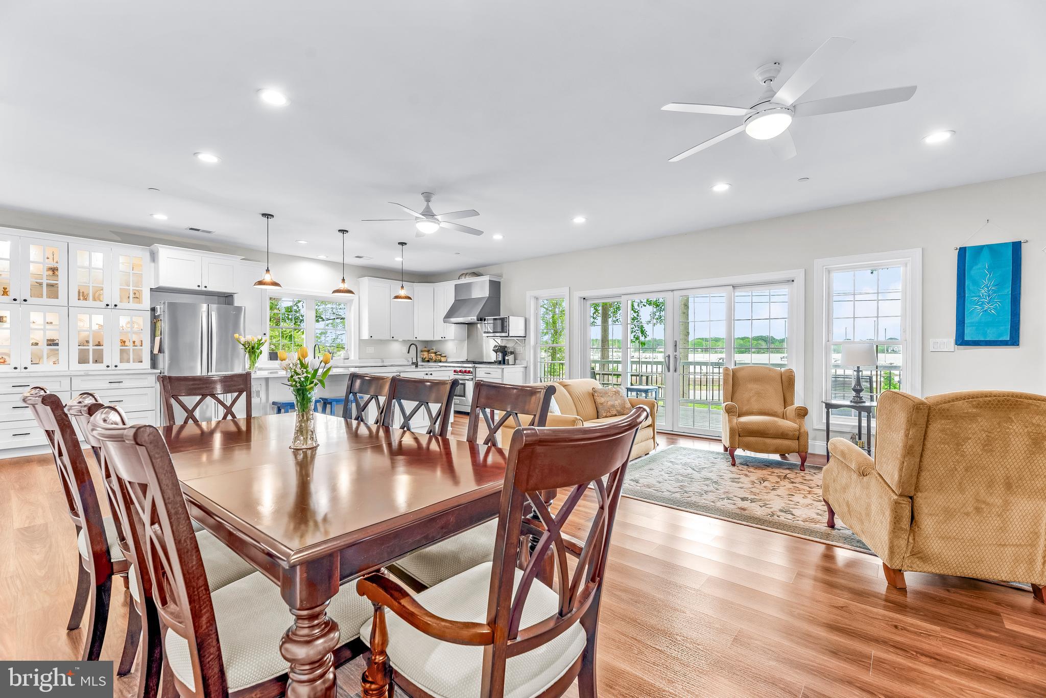 Galesville, Maryland, 20765, United States, 5 Bedrooms Bedrooms, ,4 BathroomsBathrooms,Residential,For Sale,1887426