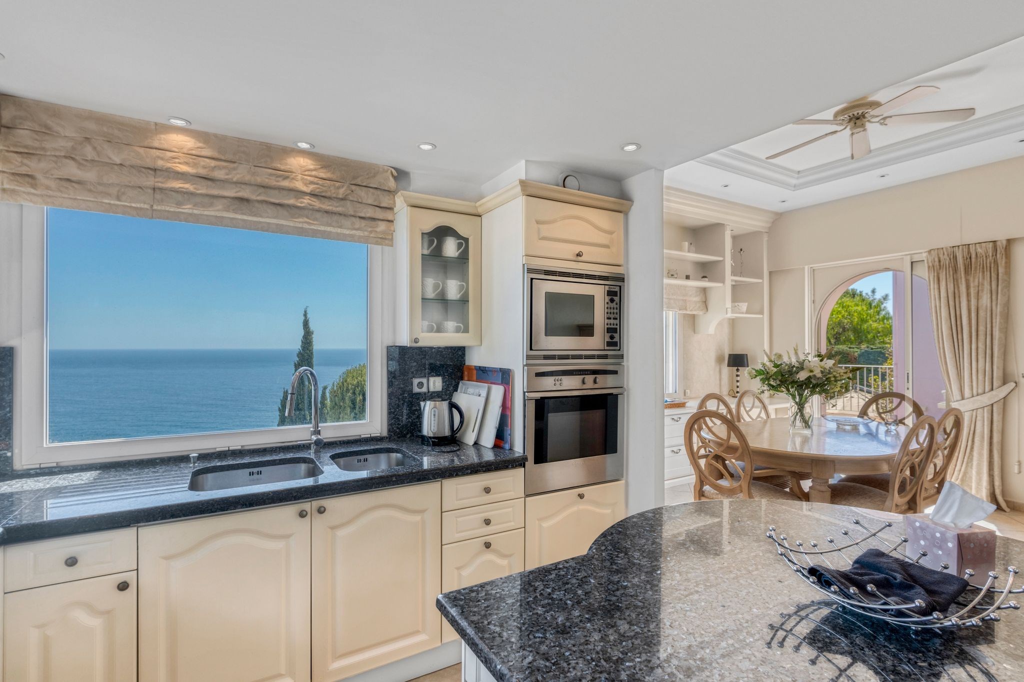  For sale – Elegant villa with panoramic sea and Estérel hills views, Le Trayas - 物件實景