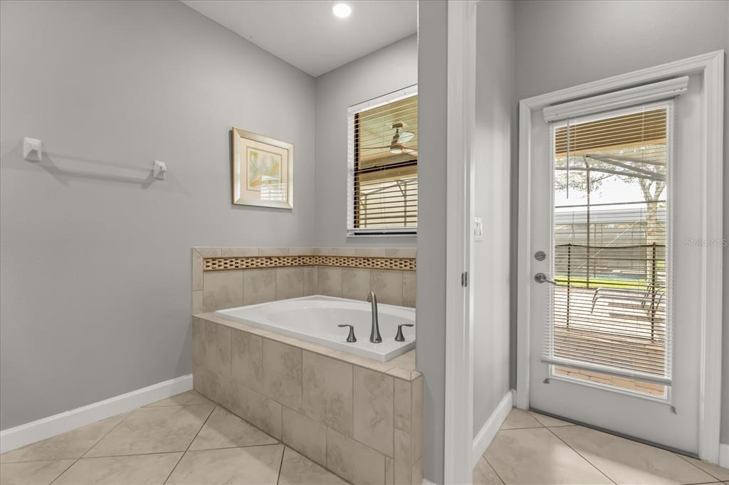 Davenport, Florida, 33896, United States, 8 Bedrooms Bedrooms, ,5 BathroomsBathrooms,Residential,For Sale,1896133