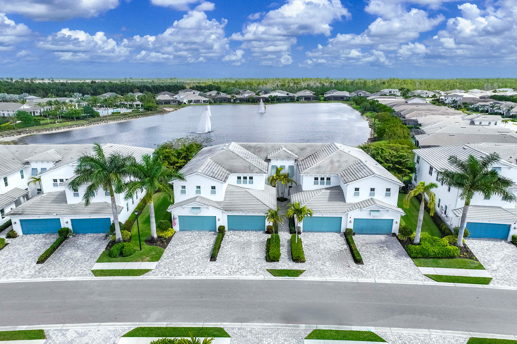  HACIENDA LAKES - AZURE AT HACIENDA LAKES - 物件實景