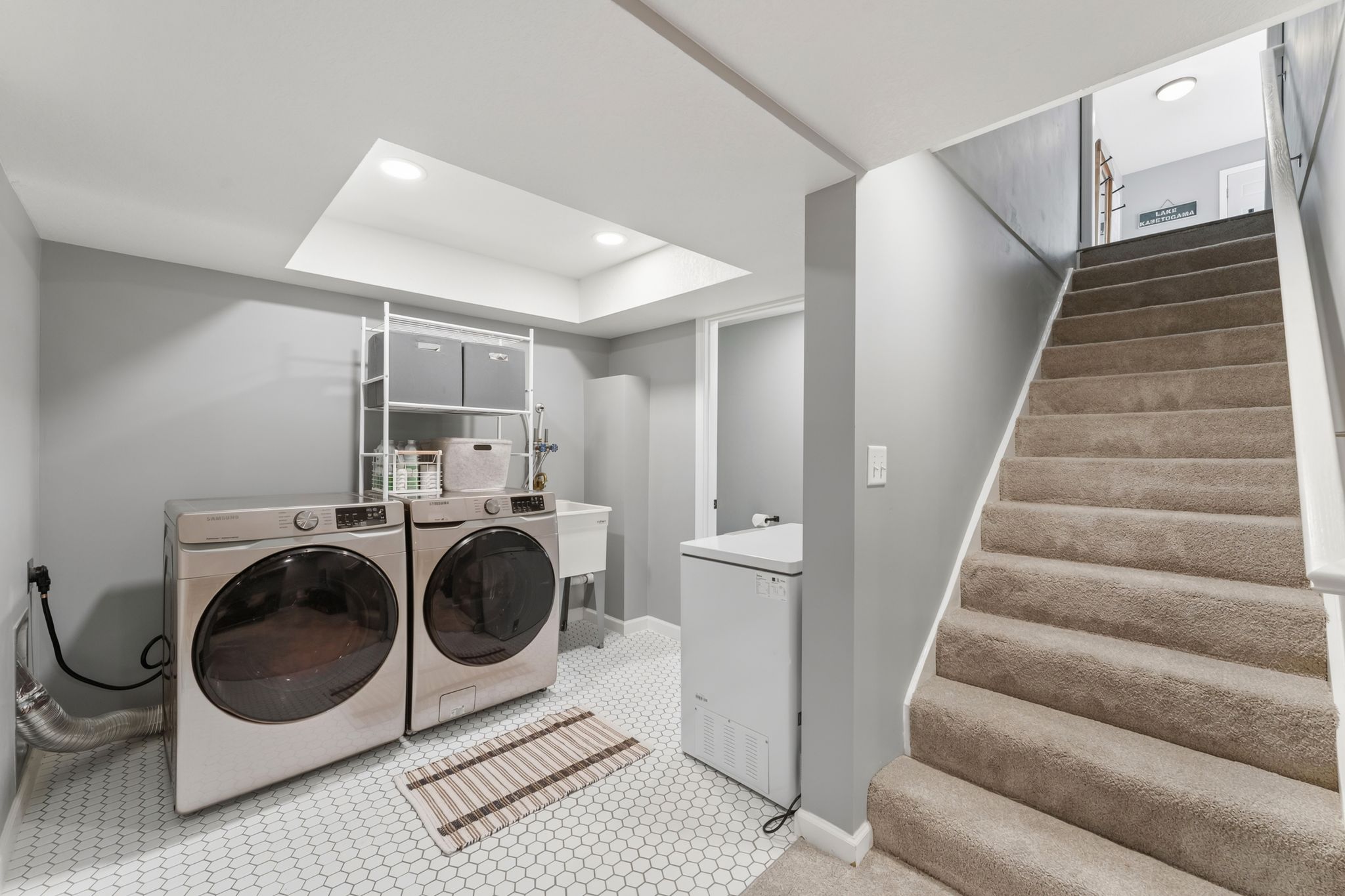  Stylish Renovation Meets Classic Charm - 物件實景