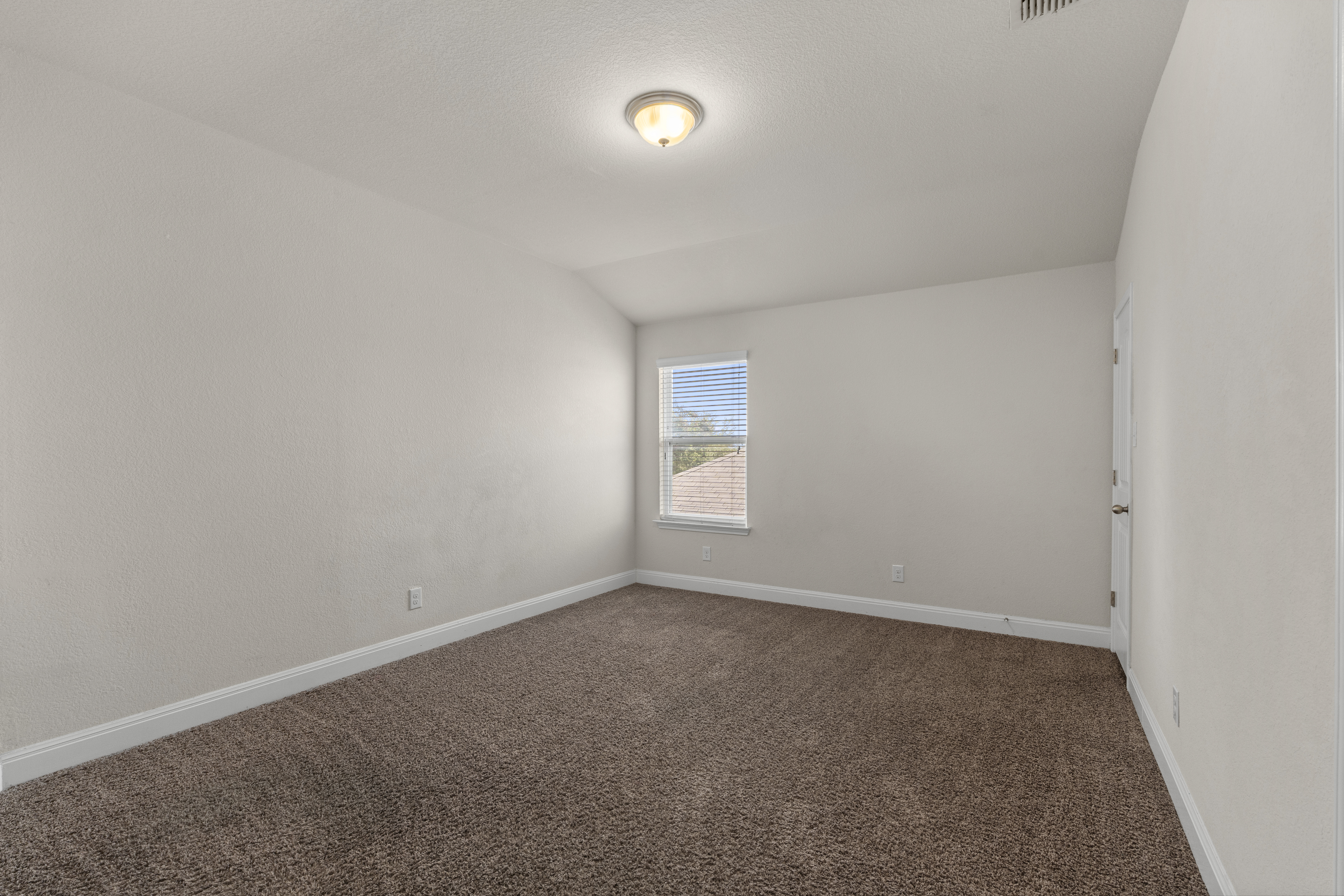  Spacious Five-Bedroom Home in Alamo Ranch - 物件實景