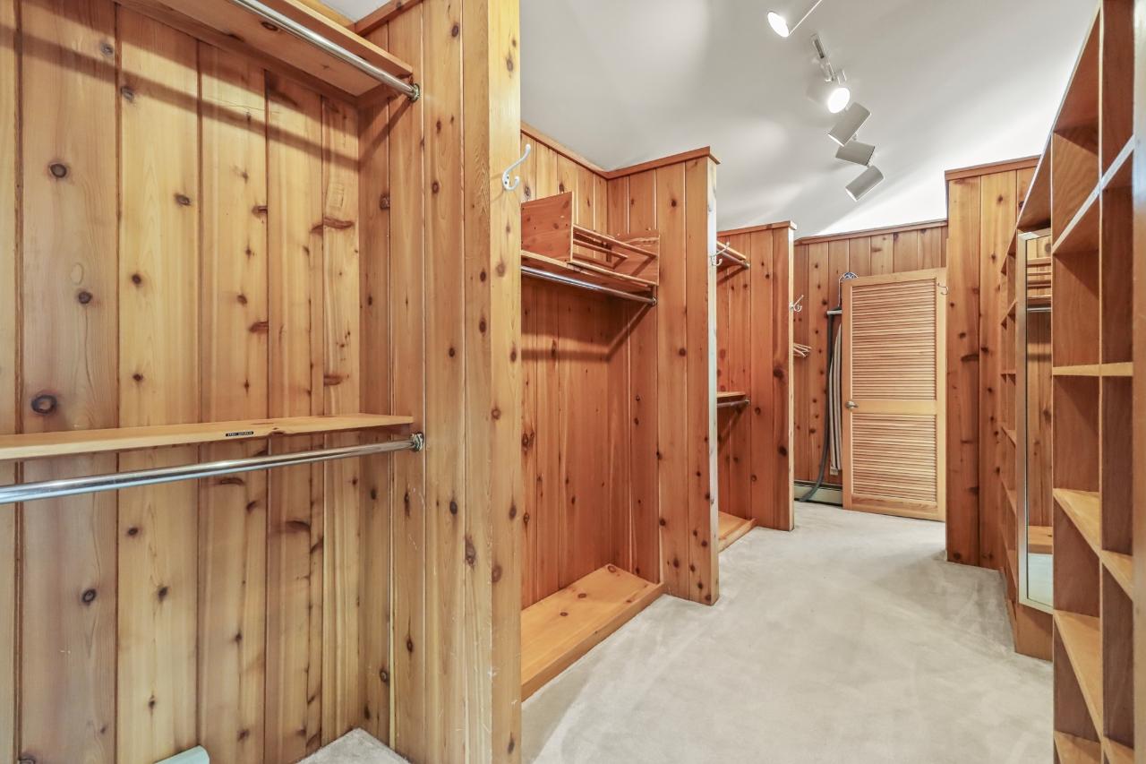 Manitowish Waters, Wisconsin, 54545, United States, 4 Bedrooms Bedrooms, ,3 BathroomsBathrooms,Residential,For Sale,1974750