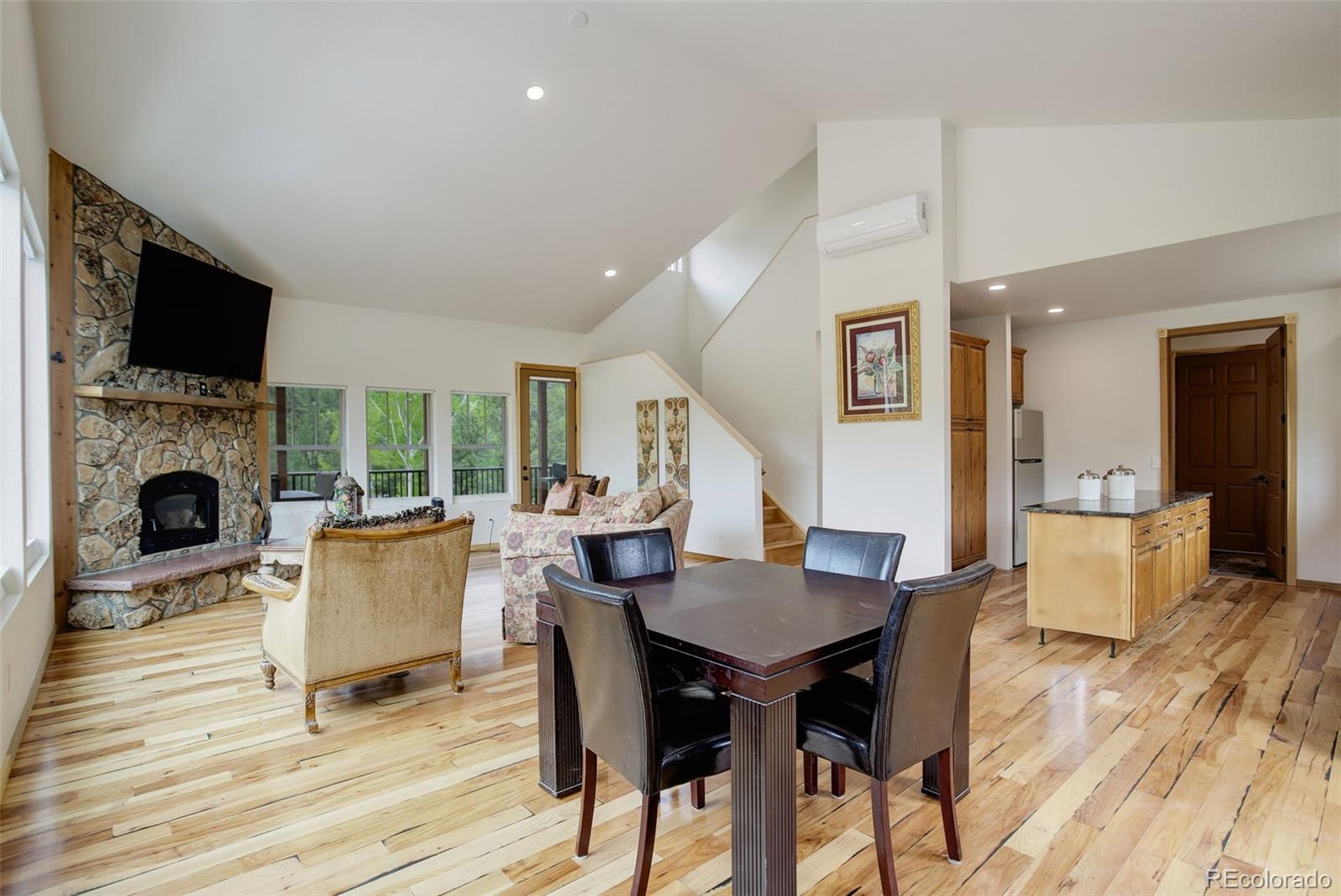 Lyons, Colorado, 80540, United States, 3 Bedrooms Bedrooms, ,1 BathroomBathrooms,Residential,For Sale,1942117