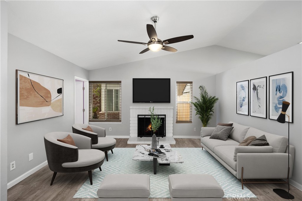 Castaic, California, 91384, United States, 4 Bedrooms Bedrooms, ,2 BathroomsBathrooms,Residential,For Sale,1896479