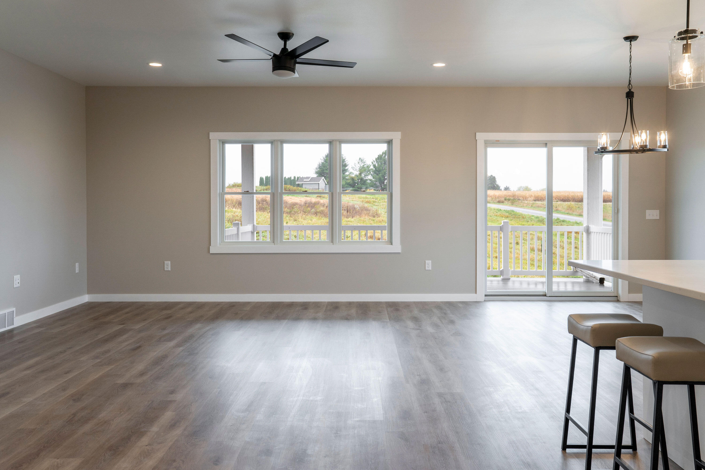 Shelby, Wisconsin, 54601, United States, 3 Bedrooms Bedrooms, ,3 BathroomsBathrooms,Residential,For Sale,1966878
