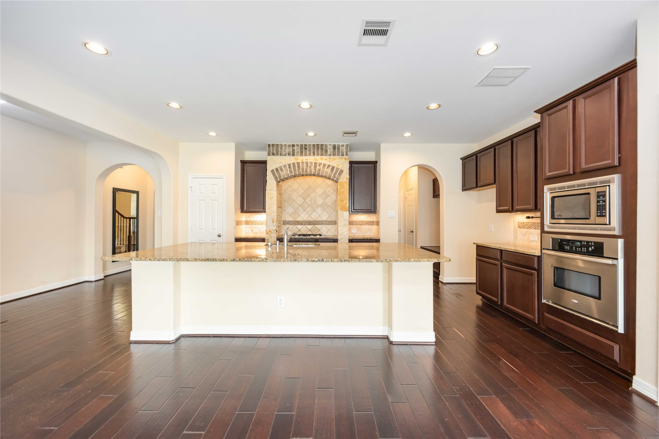 Missouri City, Texas, 77459, United States, 5 Bedrooms Bedrooms, ,4 BathroomsBathrooms,Residential,For Sale,1906951