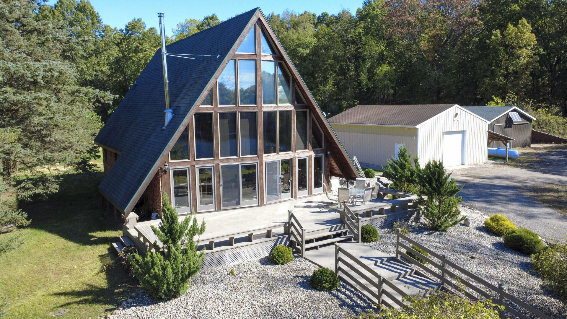 Brooklyn, Michigan, 49230, United States, 3 Bedrooms Bedrooms, ,3 BathroomsBathrooms,Residential,For Sale,1991046