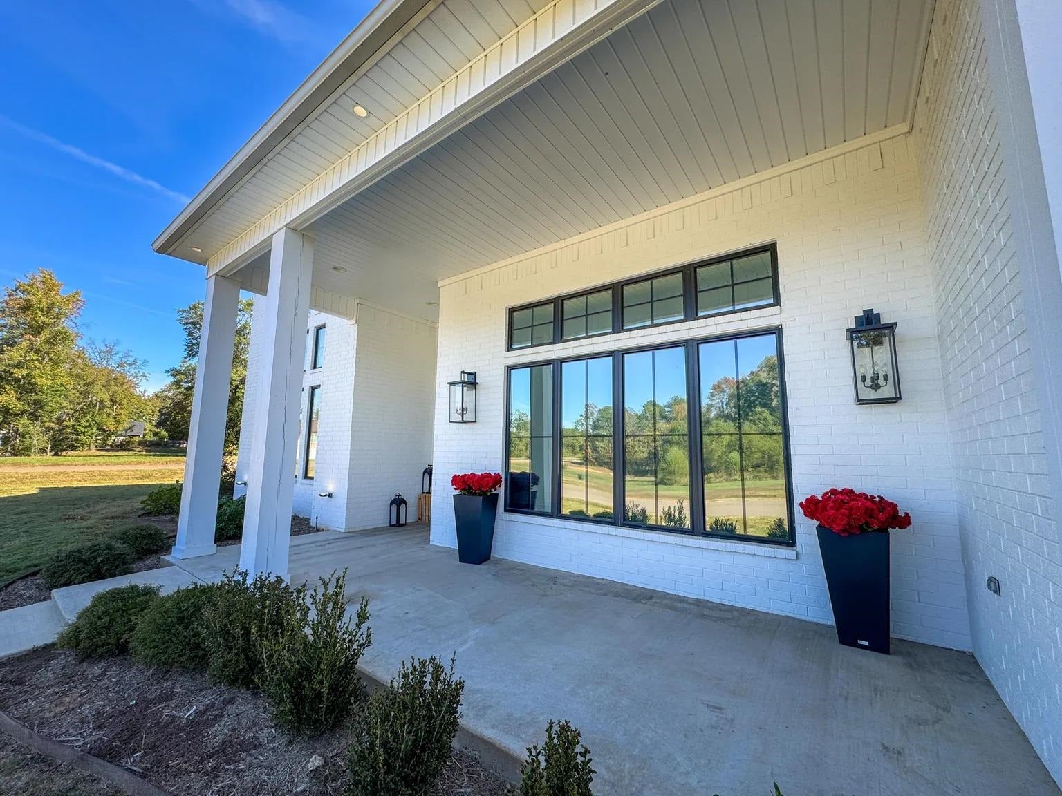 Texarkana, Texas, 75503, United States, 4 Bedrooms Bedrooms, ,4 BathroomsBathrooms,Residential,For Sale,1980394