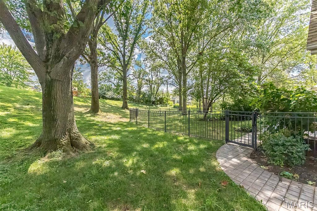 Chesterfield, Missouri, 63017, United States, 4 Bedrooms Bedrooms, ,4 BathroomsBathrooms,Residential,For Sale,1917696