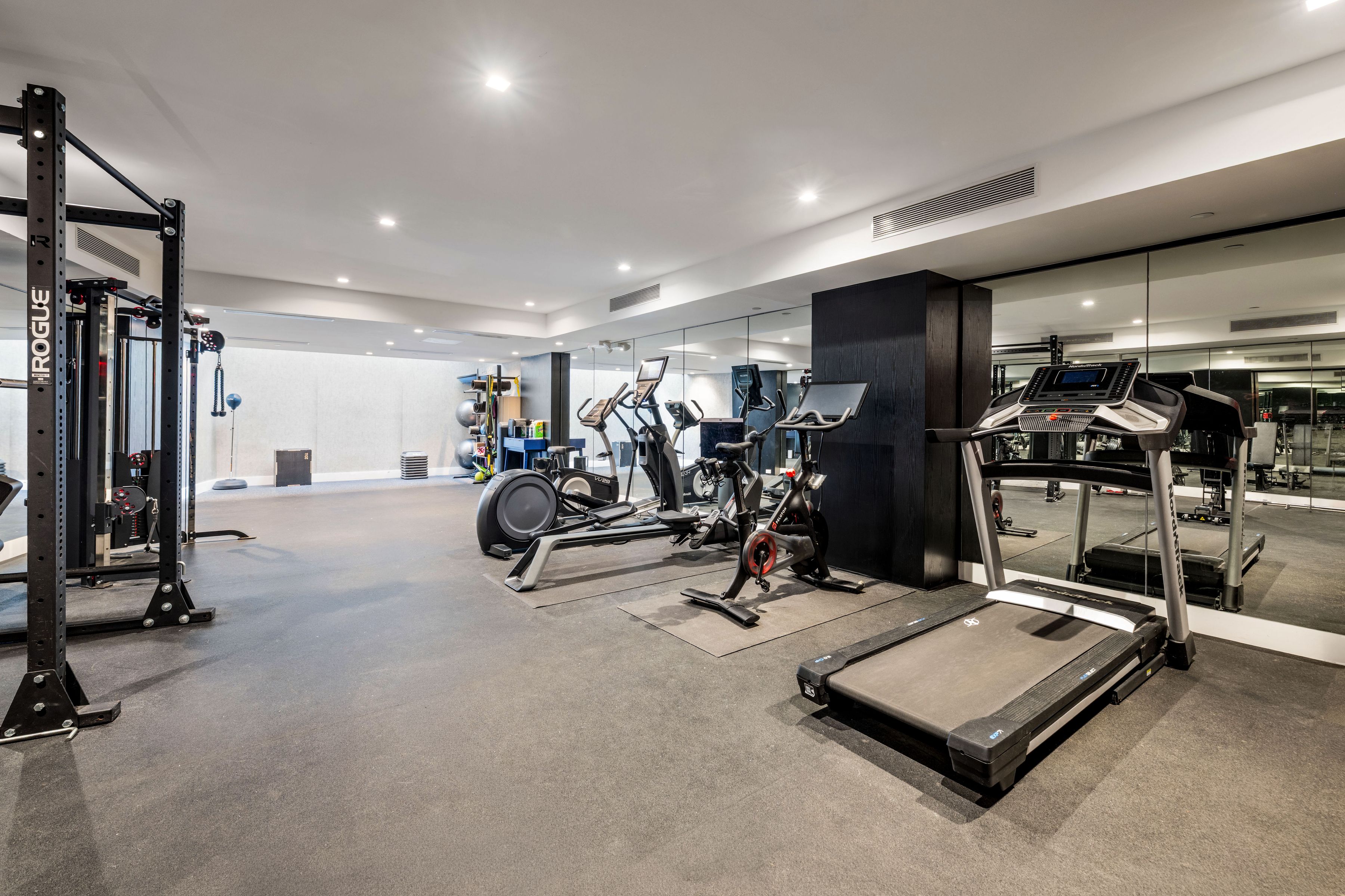  Refined Penthouse Living at Six Garfield - 物件實景