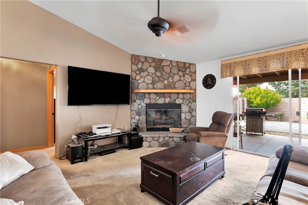 Apple Valley, California, 92307, United States, 4 Bedrooms Bedrooms, ,3 BathroomsBathrooms,Residential,For Sale,1795446