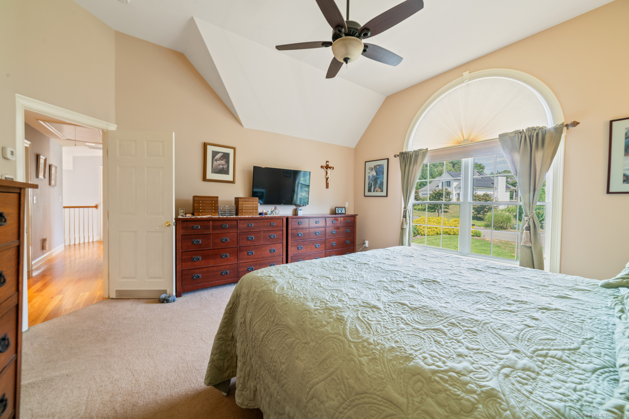 Seymour, Connecticut, 06483, United States, 4 Bedrooms Bedrooms, ,4 BathroomsBathrooms,Residential,For Sale,1927262