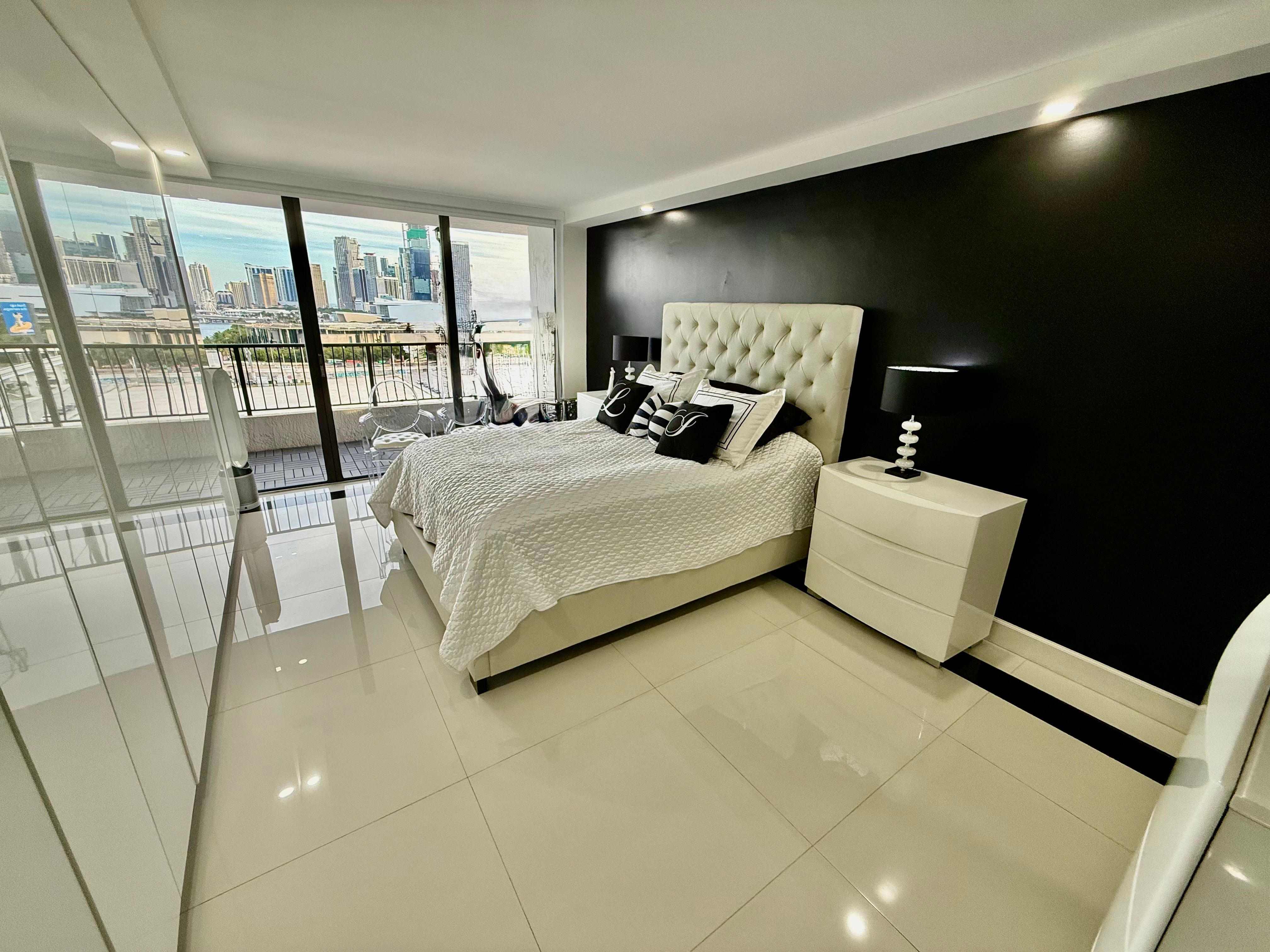  555 NE 15th St, Miami, FL, 33132 - 物件實景