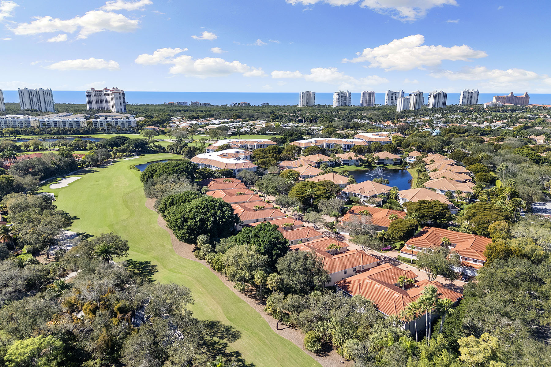  PELICAN BAY - COVINGTON ROW - 物件實景