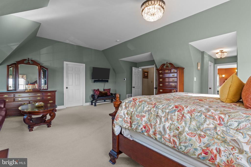 New Hope, Pennsylvania, 18938, United States, 4 Bedrooms Bedrooms, ,4 BathroomsBathrooms,Residential,For Sale,2003111