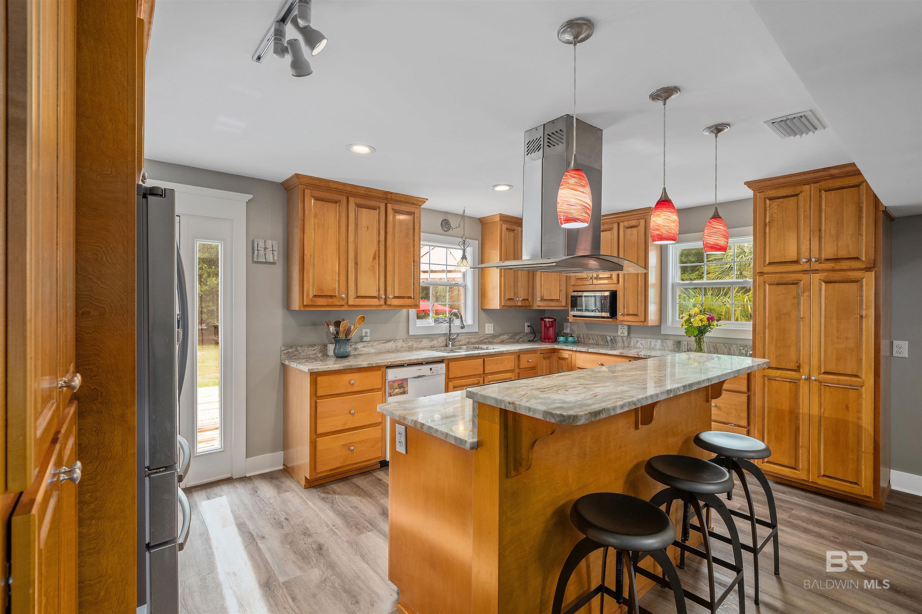 Fairhope, Alabama, 36532, United States, 5 Bedrooms Bedrooms, ,4 BathroomsBathrooms,Residential,For Sale,1827479
