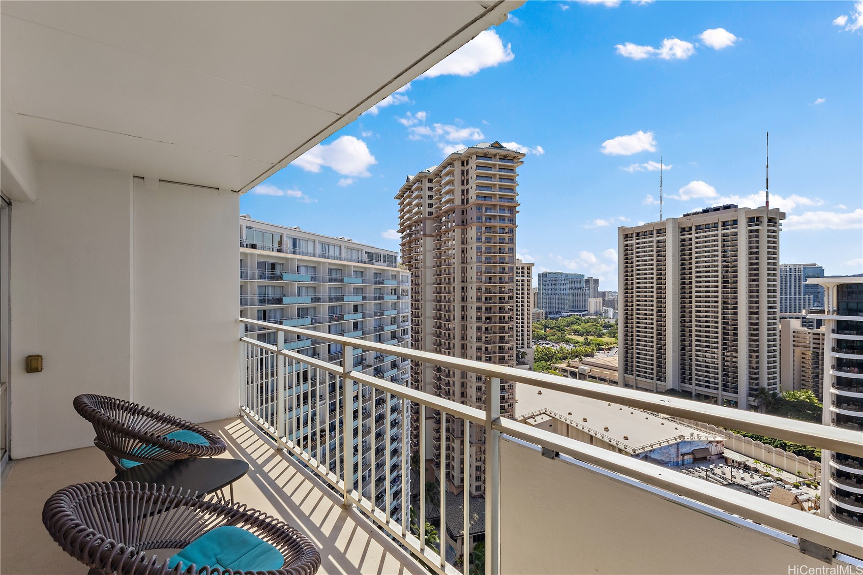 Honolulu, Hawaii, 96815, United States, 1 Bedroom Bedrooms, ,1 BathroomBathrooms,Residential,For Sale,1910953