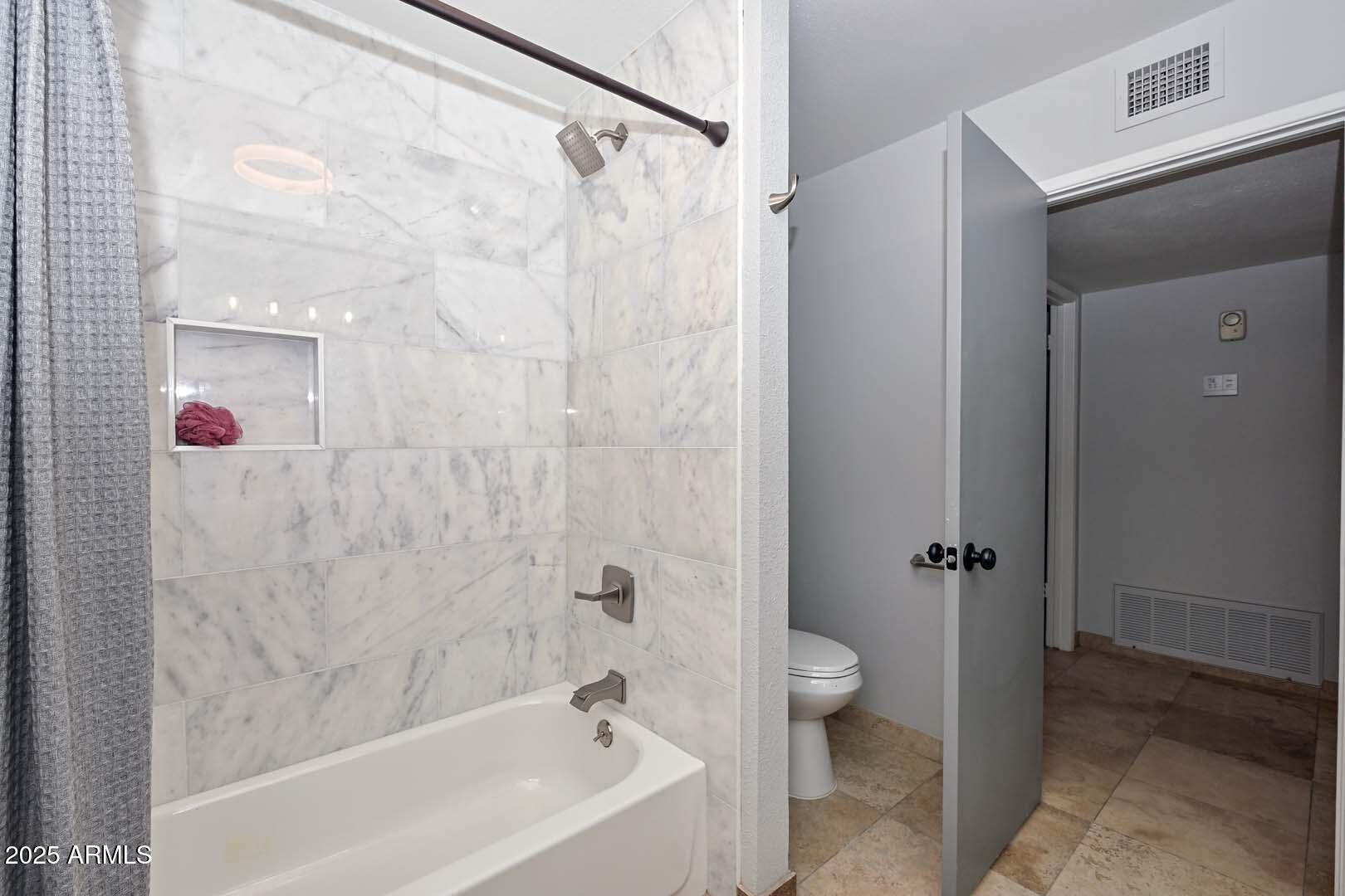 Scottsdale, Arizona, 85250, United States, 3 Bedrooms Bedrooms, ,3 BathroomsBathrooms,Residential,For Sale,1987857