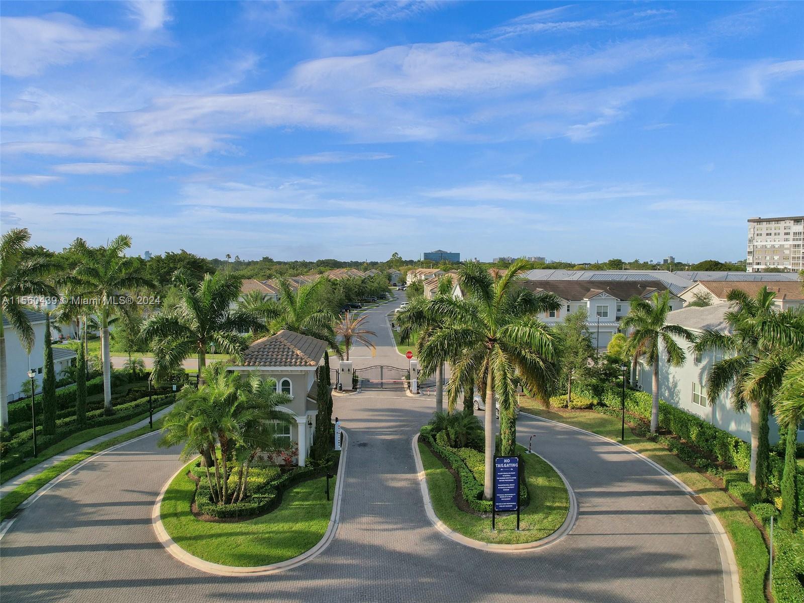 4334 Large Leaf Ln, Hollywood, Florida, 33021, United States, 6 Bedrooms Bedrooms, ,4 BathroomsBathrooms,Residential,For Sale,4334 Large Leaf Ln,1500872