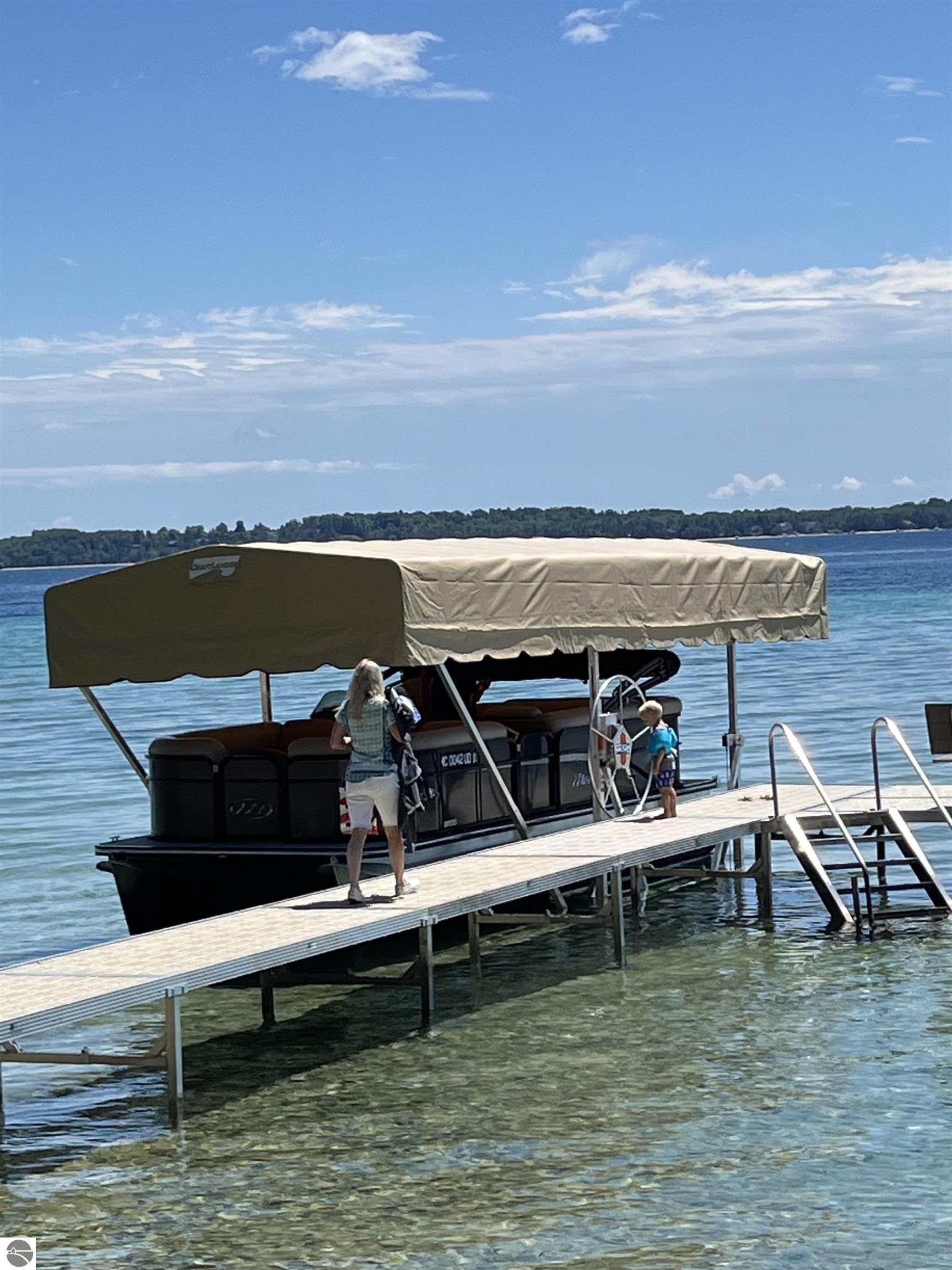 Traverse City, Michigan, 49686, United States, 3 Bedrooms Bedrooms, ,1 BathroomBathrooms,Residential,For Sale,2048667