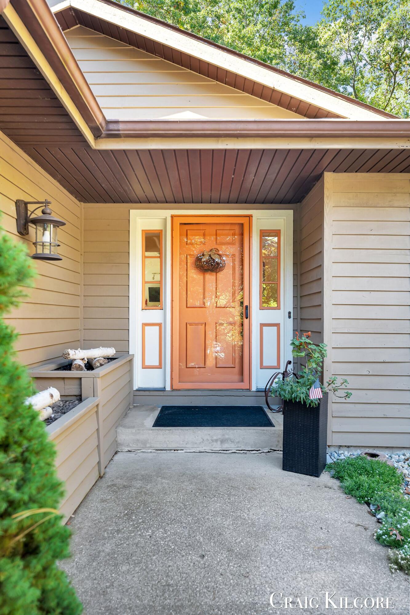 Spring Lake, Michigan, 49456, United States, 2 Bedrooms Bedrooms, ,3 BathroomsBathrooms,Residential,For Sale,2003157