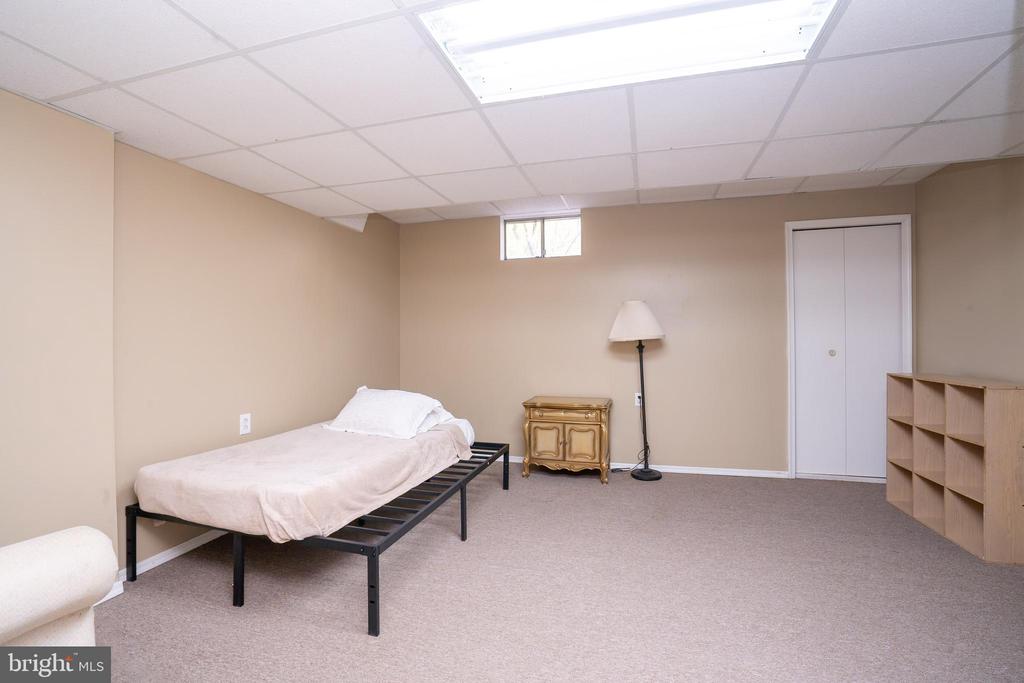 Princeton, New Jersey, 08540, United States, 4 Bedrooms Bedrooms, ,3 BathroomsBathrooms,Residential,For Sale,1943600