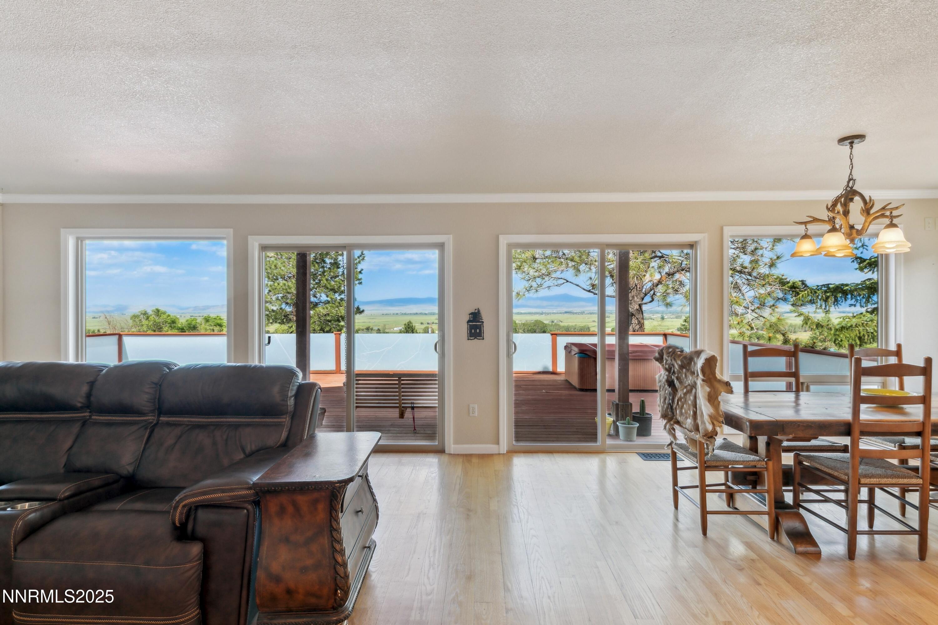 Gardnerville, Nevada, 89460, United States, 3 Bedrooms Bedrooms, ,3 BathroomsBathrooms,Residential,For Sale,1850298