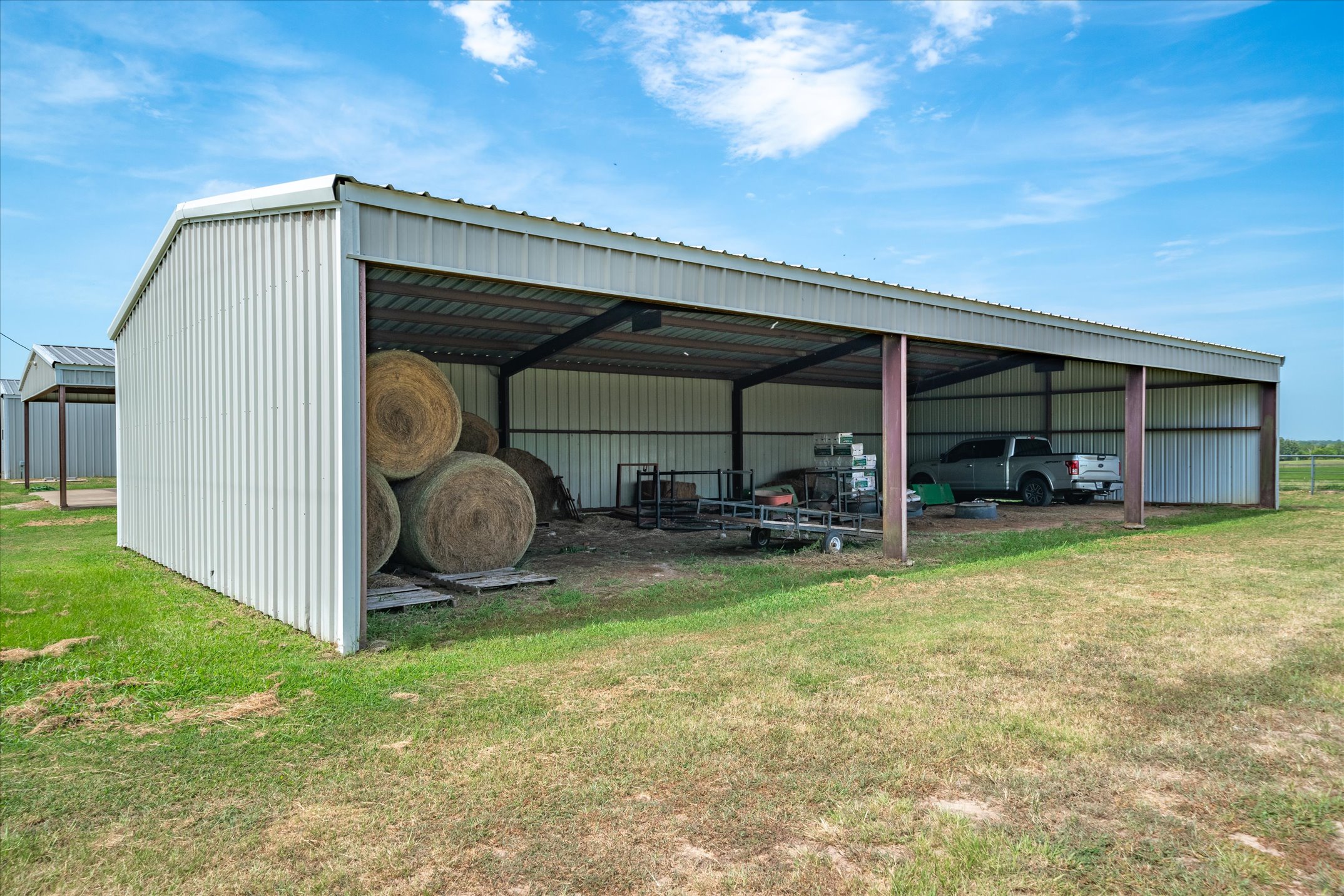 9208 FM 17, Grand Saline, Texas, 75140, United States, 5 Bedrooms Bedrooms, ,6 BathroomsBathrooms,Residential,For Sale,9208 FM 17,1317594