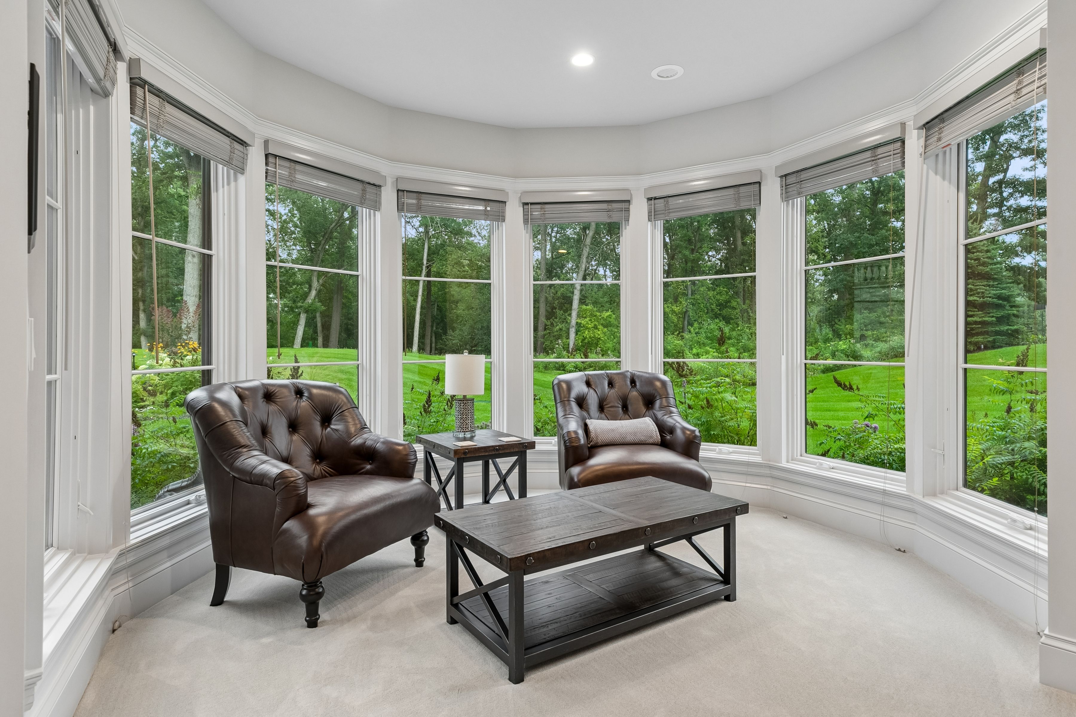  Timeless Elegance on a Private North Oaks Setting - 物件實景