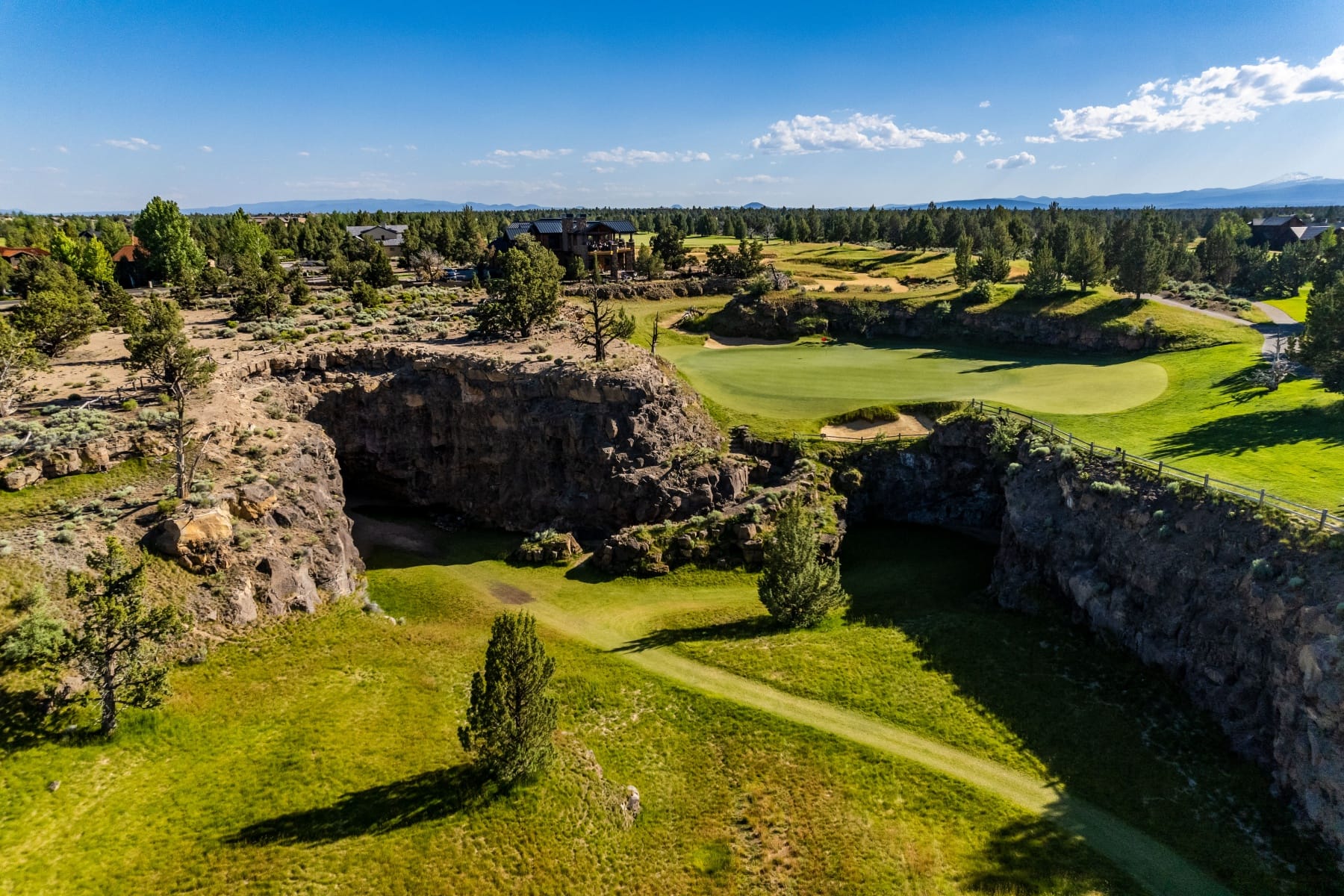  65877 Sage Canyon Court #180 Bend, OR 97701 - 物件實景