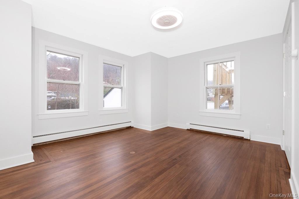 Sloatsburg, New York, 10974, United States, 5 Bedrooms Bedrooms, ,3 BathroomsBathrooms,Residential,For Sale,1979540