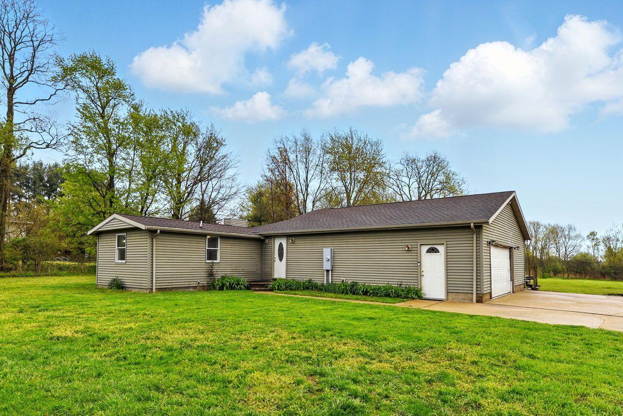Three Oaks, Michigan, 49128, United States, 3 Bedrooms Bedrooms, ,2 BathroomsBathrooms,Residential,For Sale,1806121