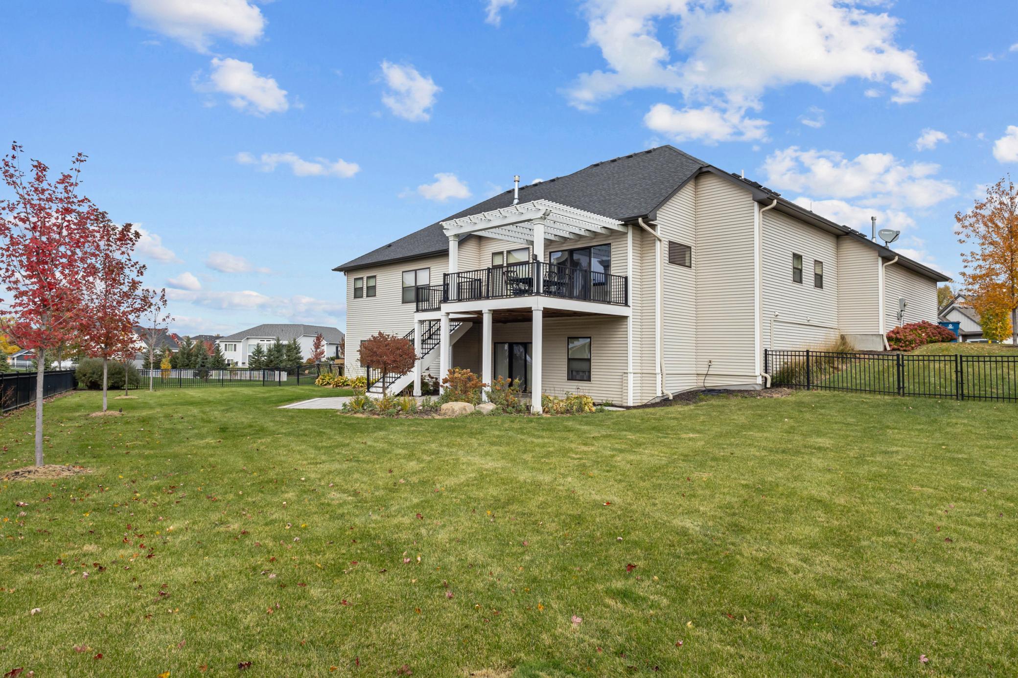 Dayton, Minnesota, 55327, United States, 5 Bedrooms Bedrooms, ,3 BathroomsBathrooms,Residential,For Sale,2001917