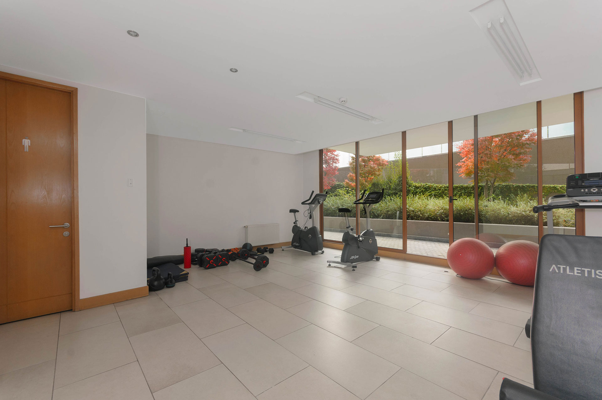  Spectacular apartment with private garden - 物件實景