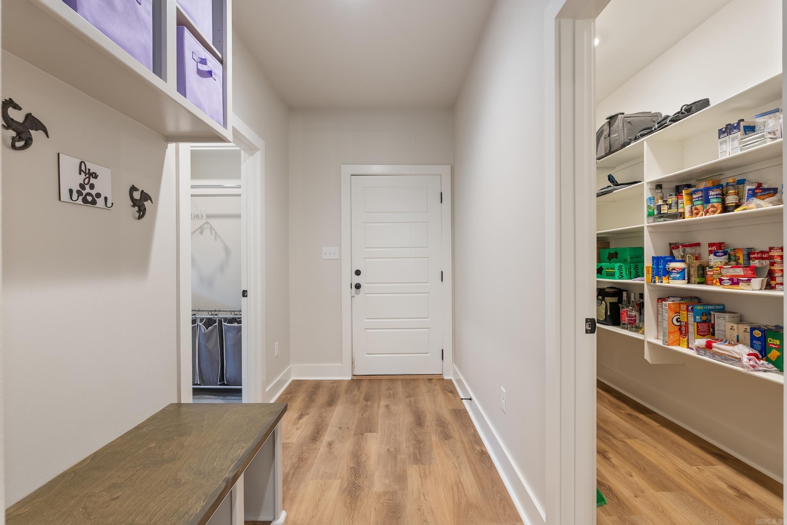 Maumelle, Arkansas, 72113, United States, 4 Bedrooms Bedrooms, ,3 BathroomsBathrooms,Residential,For Sale,1983725