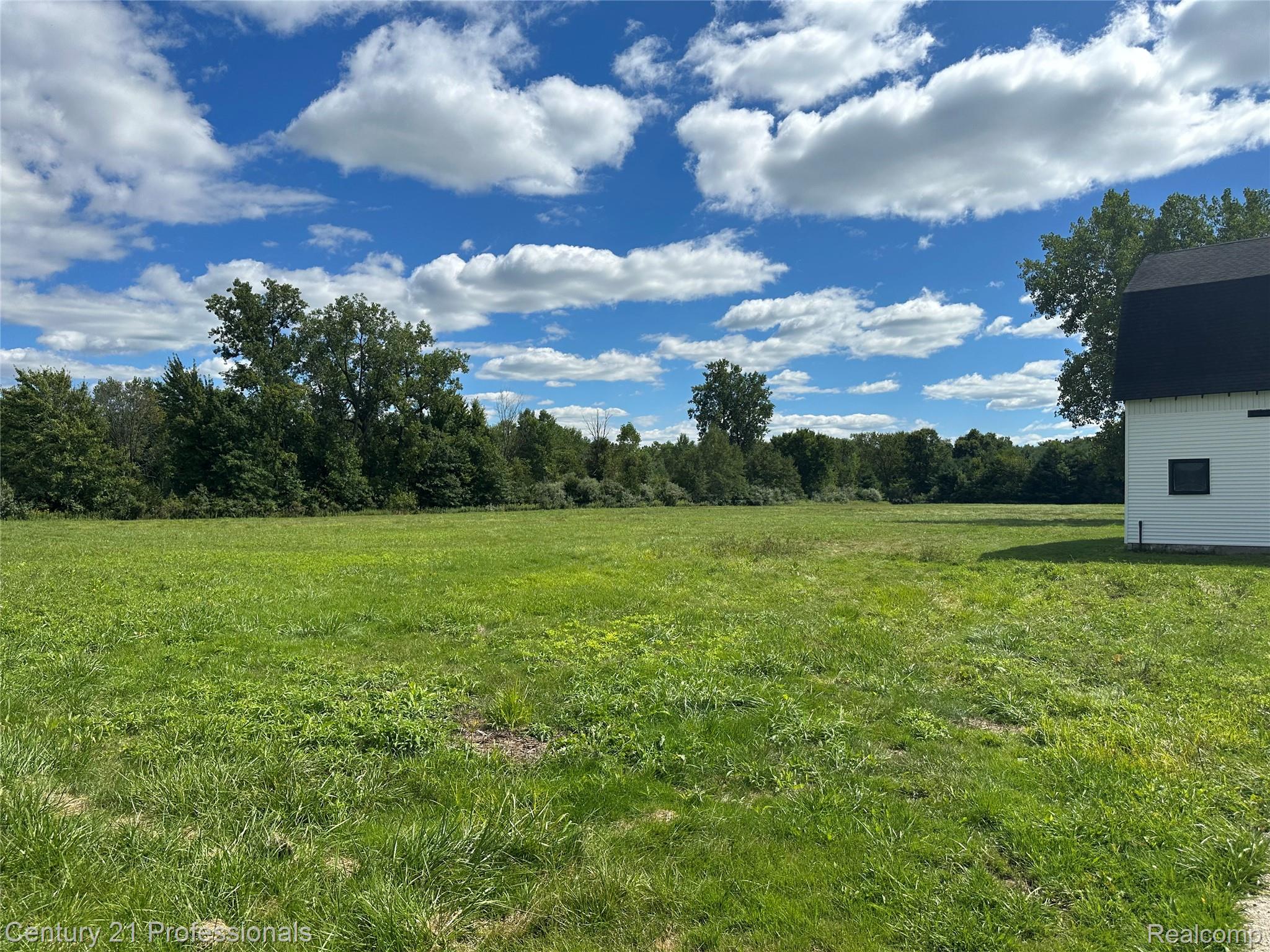 China, Michigan, 48054, United States, 4 Bedrooms Bedrooms, ,2 BathroomsBathrooms,Residential,For Sale,1974308