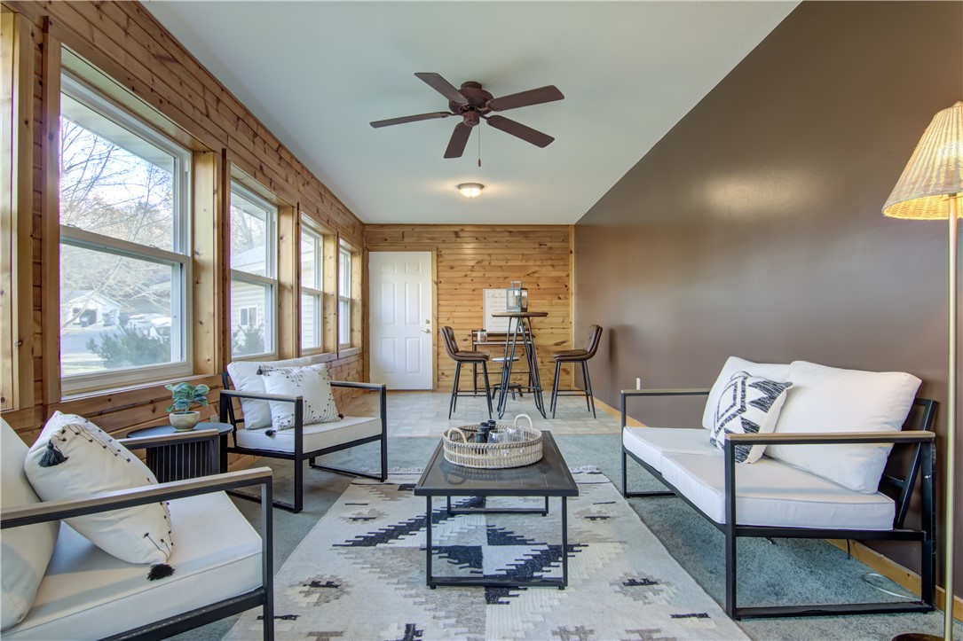 Eau Claire, Wisconsin, 54703, United States, 4 Bedrooms Bedrooms, ,3 BathroomsBathrooms,Residential,For Sale,1992439