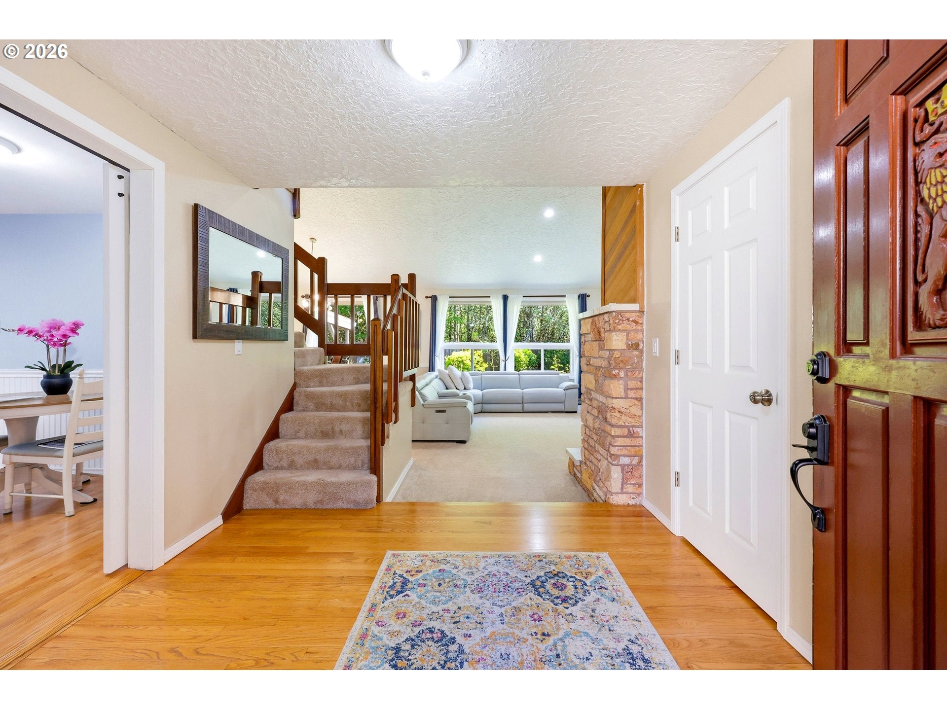 Beaverton, Oregon, 97006, United States, 3 Bedrooms Bedrooms, ,3 BathroomsBathrooms,Residential,For Sale,2043639