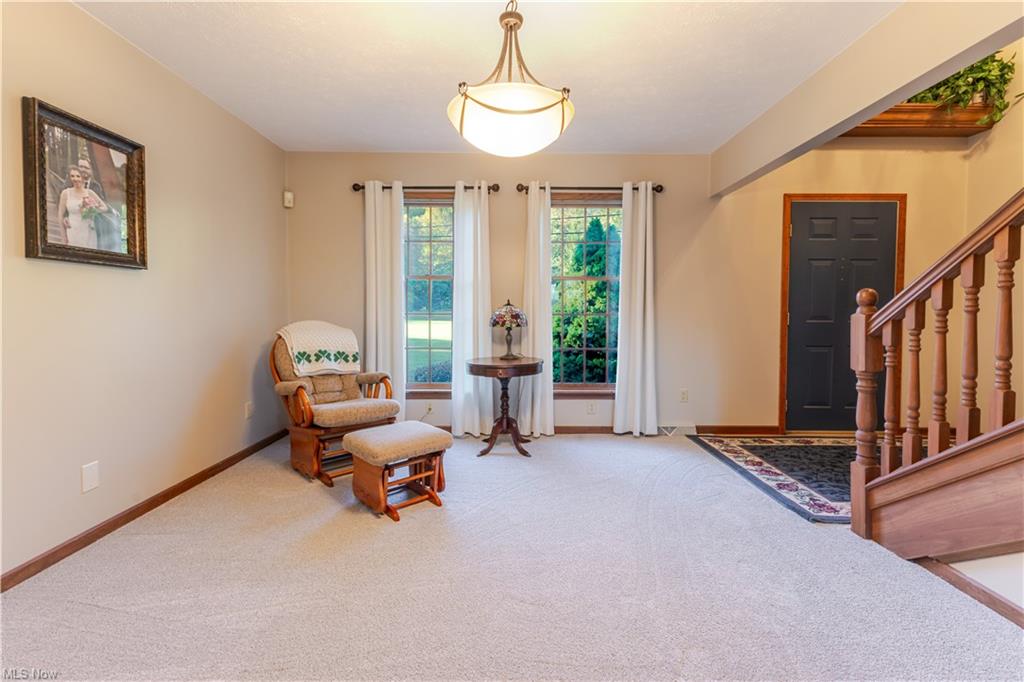 Chester, West Virginia, 26034, United States, 3 Bedrooms Bedrooms, ,3 BathroomsBathrooms,Residential,For Sale,1975770