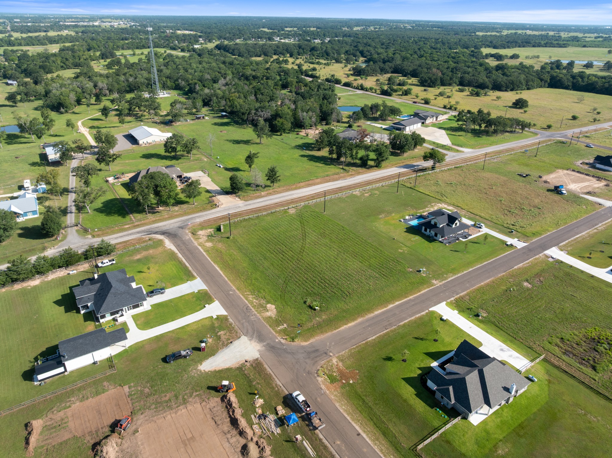  7801 Mathis Creek Drive, Bryan, TX 77808 - 物件實景