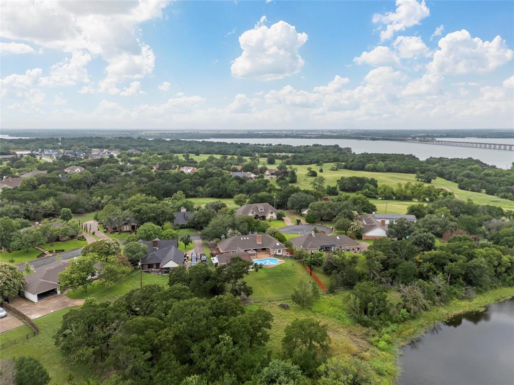 Woodway, Texas, 76712, United States, 5 Bedrooms Bedrooms, ,3 BathroomsBathrooms,Residential,For Sale,1890090