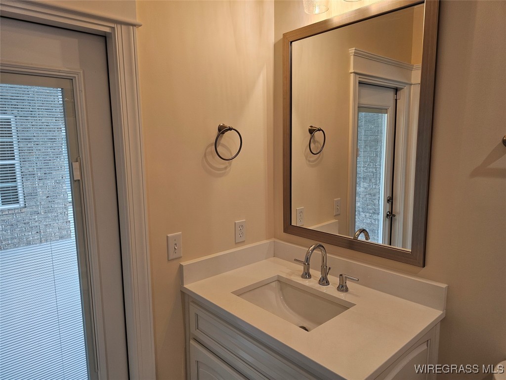 New Brockton, Alabama, 36351, United States, 4 Bedrooms Bedrooms, ,3 BathroomsBathrooms,Residential,For Sale,1979023