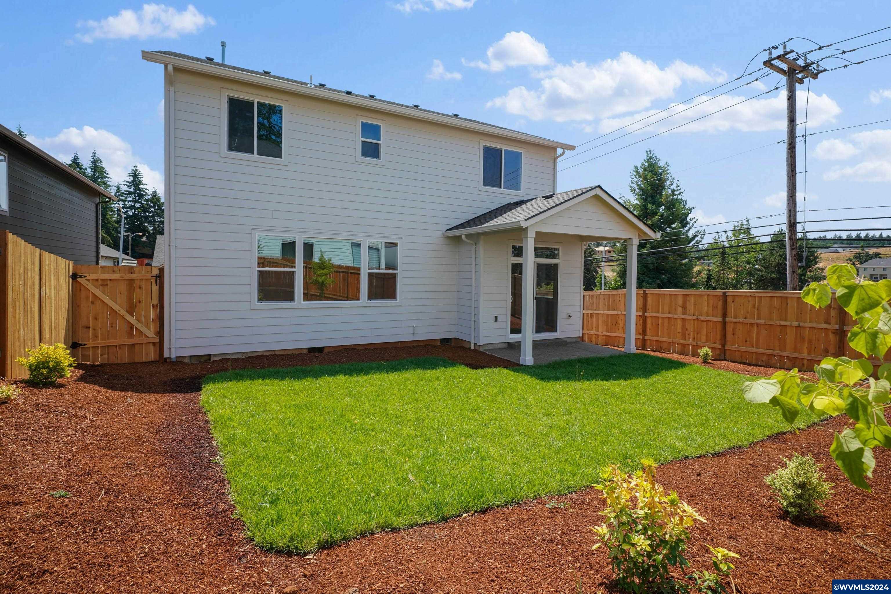 Salem, Oregon, 97306, United States, 3 Bedrooms Bedrooms, ,3 BathroomsBathrooms,Residential,For Sale,1695520