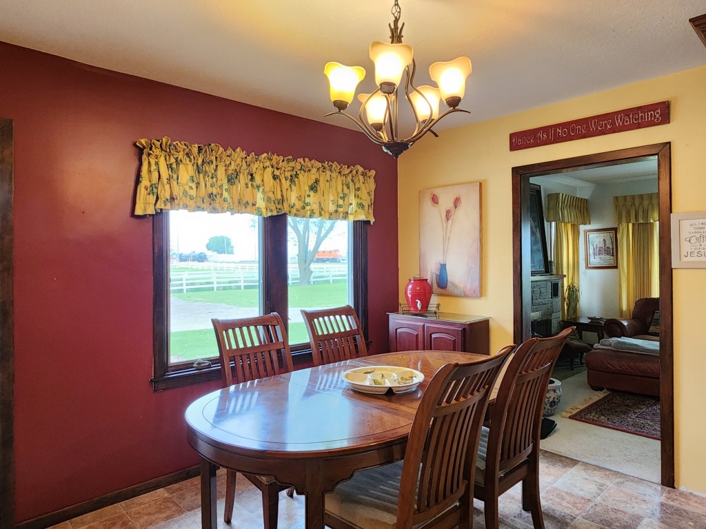 Mason City, Iowa, 50401, United States, 4 Bedrooms Bedrooms, ,1 BathroomBathrooms,Residential,For Sale,1982644