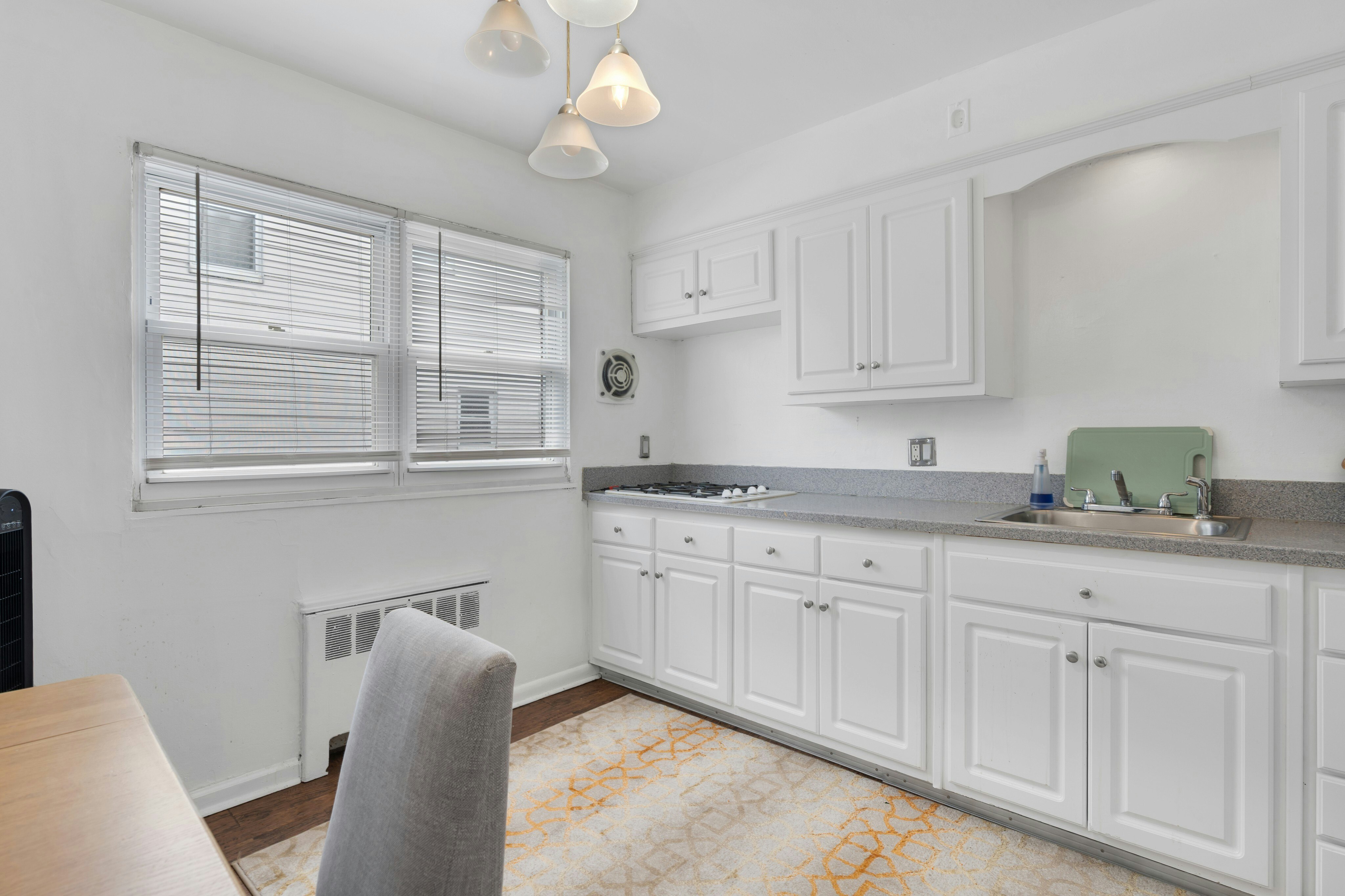  201 Oakdene Place, Cliffside Park, NJ 07010 - 物件實景