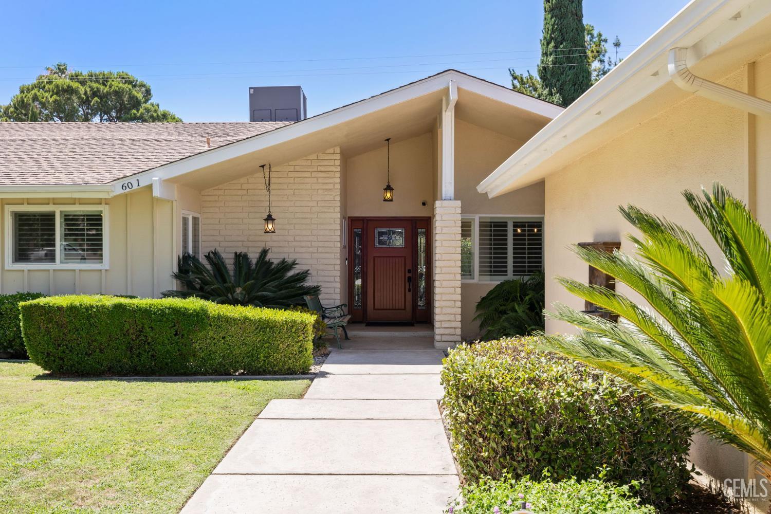 Bakersfield, California, 93309, United States, 3 Bedrooms Bedrooms, ,3 BathroomsBathrooms,Residential,For Sale,1882535